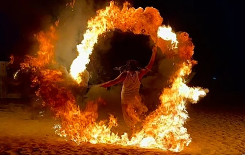 Marrakech: Magical Sunset in Agafay Desert with Dinner and Fire Show